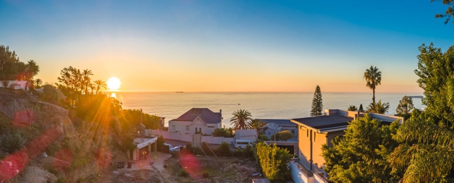 5 Bedroom Property for Sale in Bantry Bay Western Cape